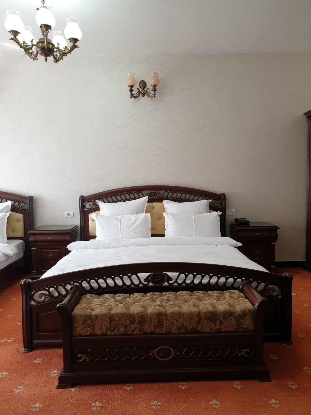 Hotel Bacsoridana Tecuci Luaran gambar