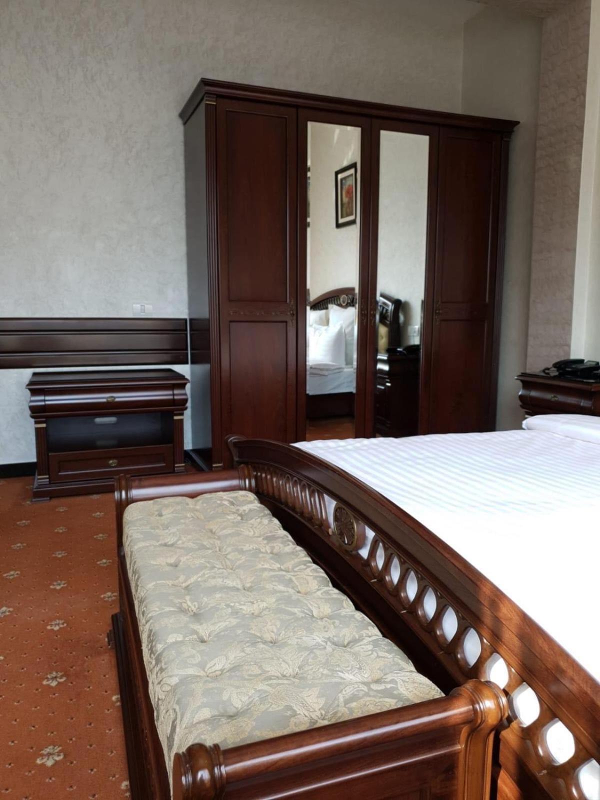 Hotel Bacsoridana Tecuci Luaran gambar